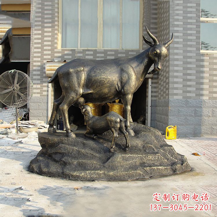 张掖玻璃钢仿铜动物雕塑