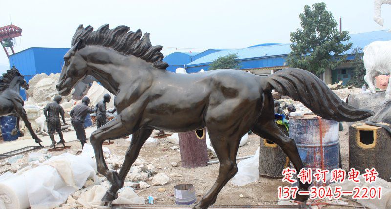 张掖玻璃钢仿铜马广场动物雕塑精美雕塑装点繁华城市