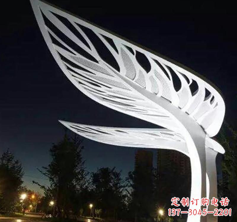 张掖不锈钢树叶雕塑点缀城市景观