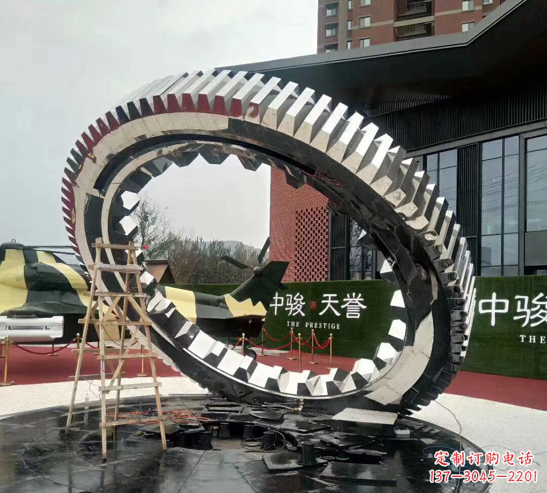 张掖不锈钢齿轮雕塑以科技艺术的形式演绎动力
