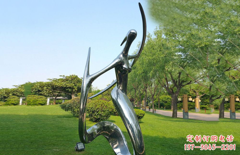 张掖不锈钢美女雕塑给公园注入活力