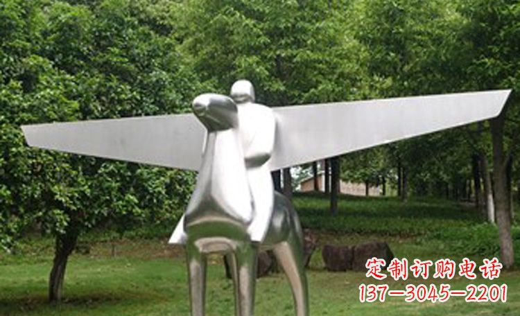 张掖不锈钢马雕塑完美集结动感与现代美学