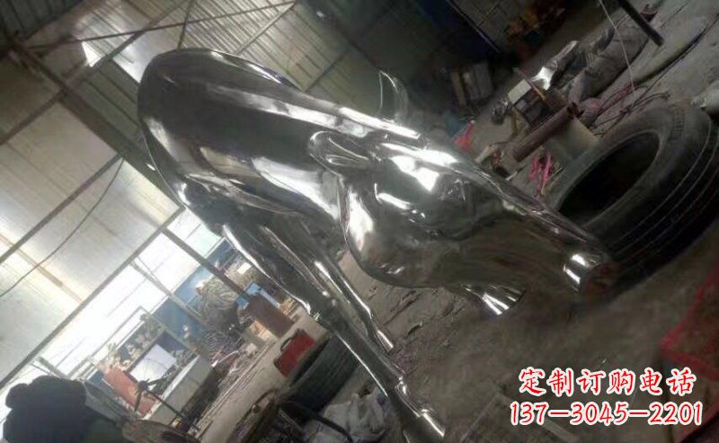 张掖该雕塑的
