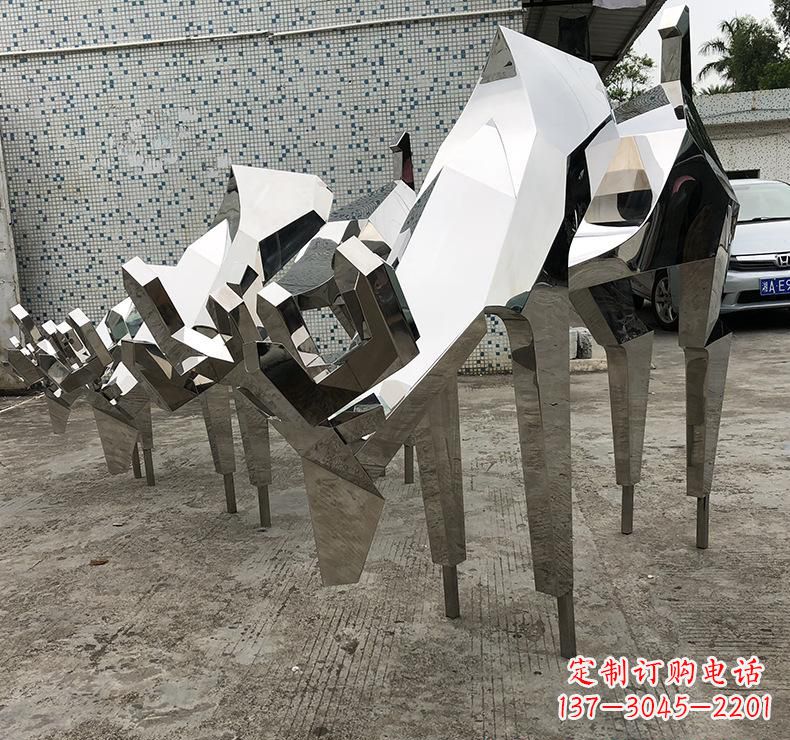 张掖不锈钢小鹿雕塑把自然美景带入家中