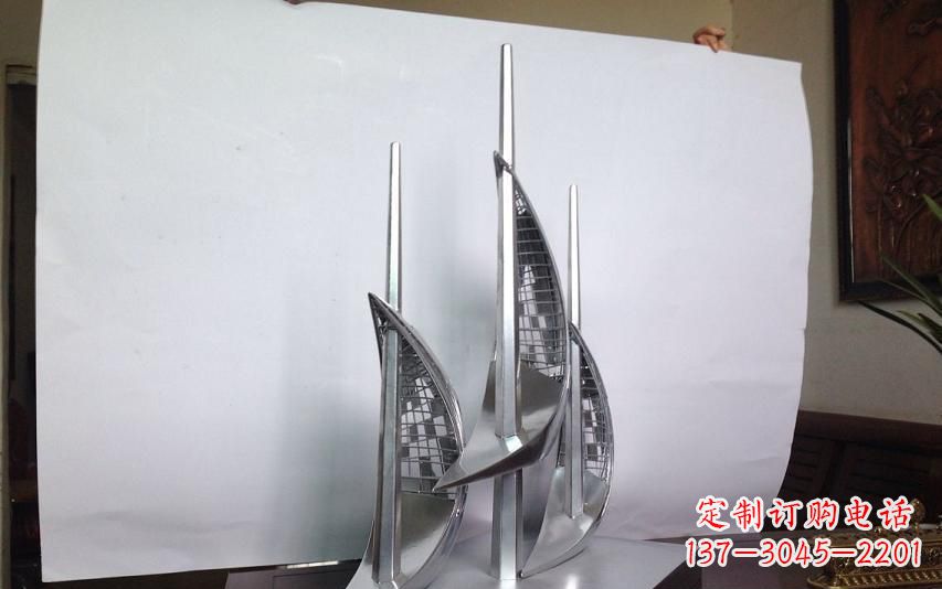 张掖不锈钢帆船雕塑传承精神的象征