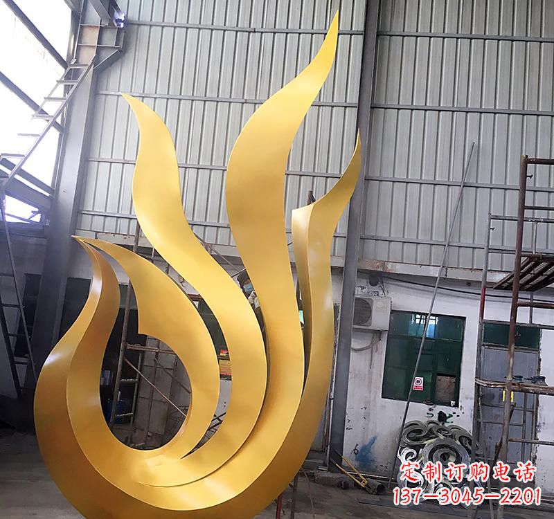 张掖凤凰雕塑不锈钢仿真艺术的精美体现
