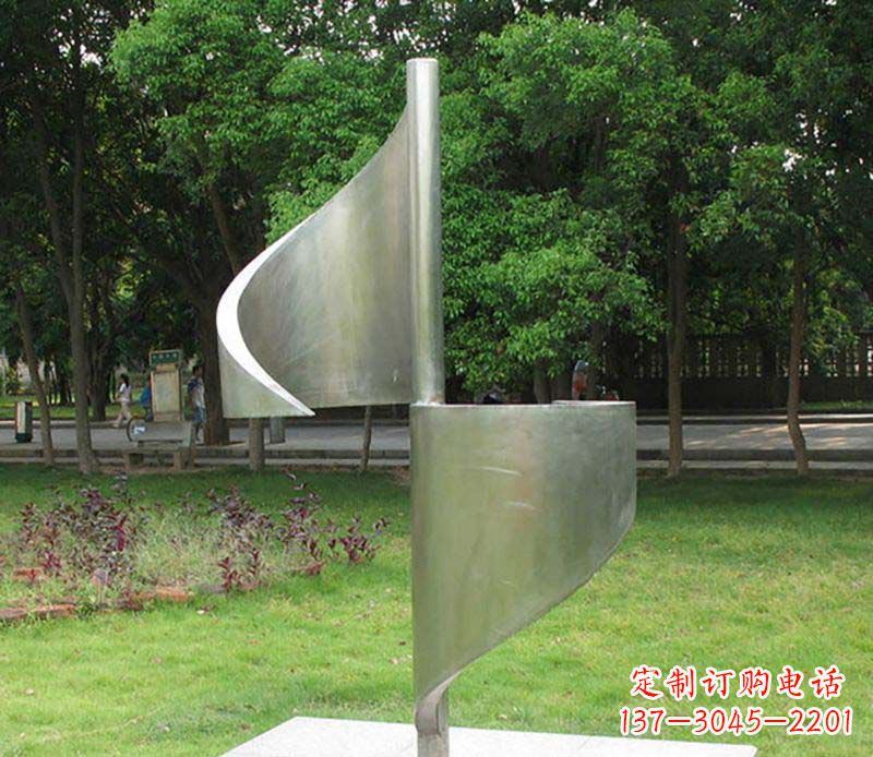 张掖精美不锈钢风车雕塑