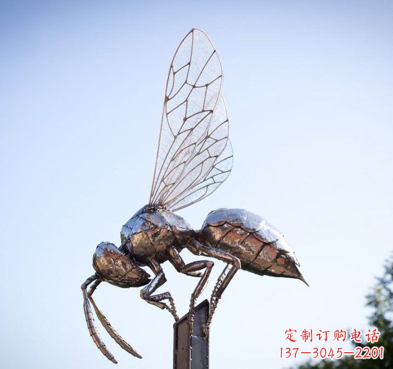 张掖不锈钢公园蜜蜂雕塑精彩纷呈的自然之美
