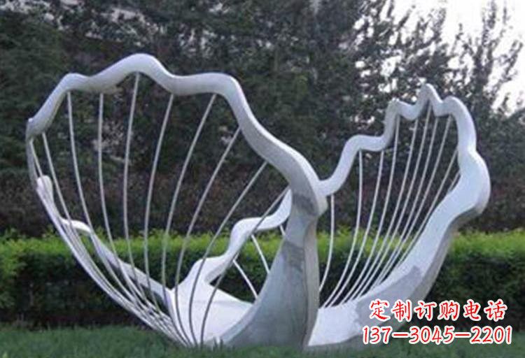 张掖不锈钢公园的镂空贝壳雕塑