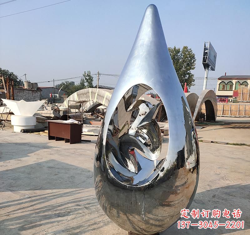 张掖不锈钢大水滴雕塑一座极致简约的艺术作品