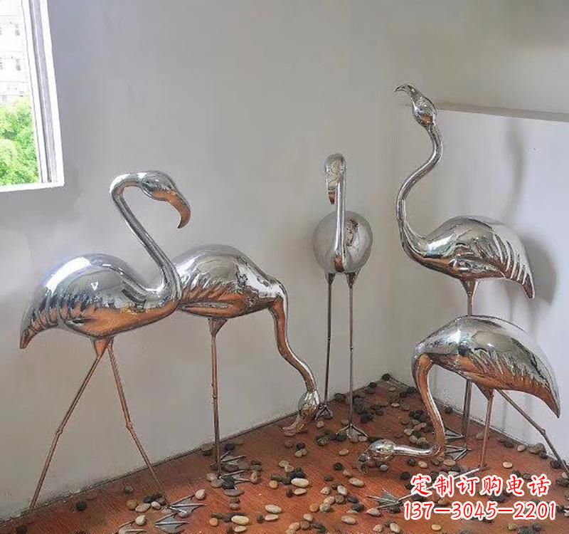 张掖不锈钢火烈鸟象征勇气与活力
