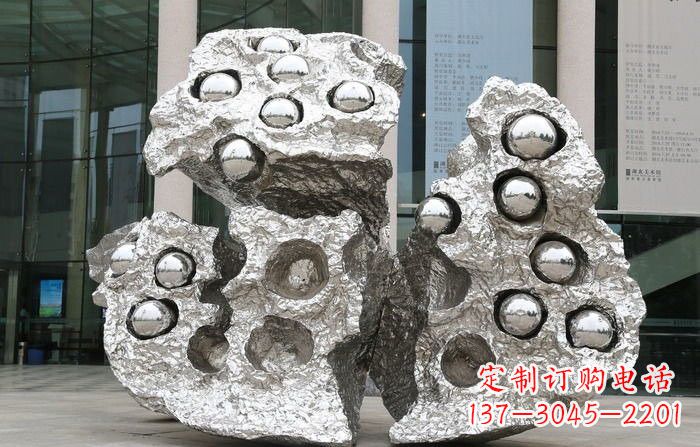 张掖不锈钢莲蓬雕塑——传承古老文化的艺术瑰宝