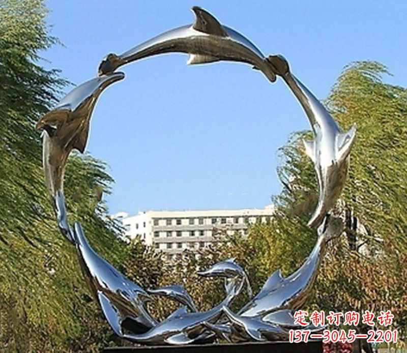 张掖该雕塑的内容、设计理念和文化意义。