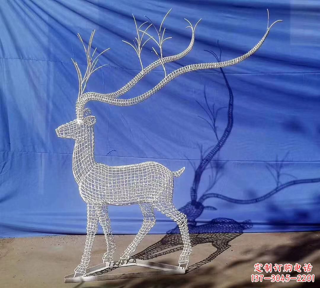 张掖不锈钢麋鹿雕塑精美的景观装饰品