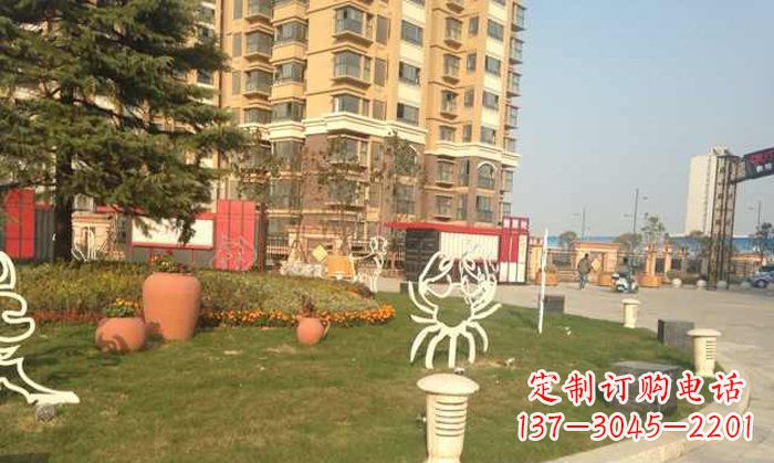 张掖不锈钢螃蟹雕塑精致美观的艺术之作