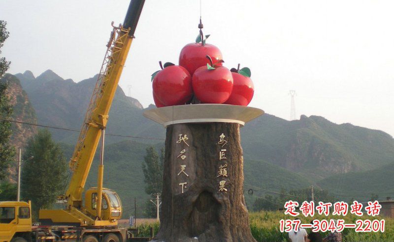 张掖不锈钢苹果雕塑艺术与科技的结合