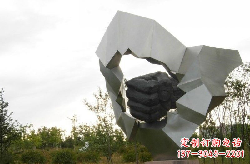 张掖不锈钢拳头雕塑雕刻象征勇气和力量