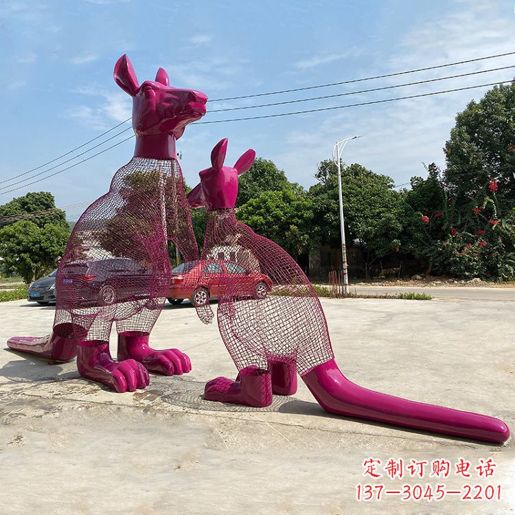 张掖不锈钢袋鼠雕塑给公园带来美好景观