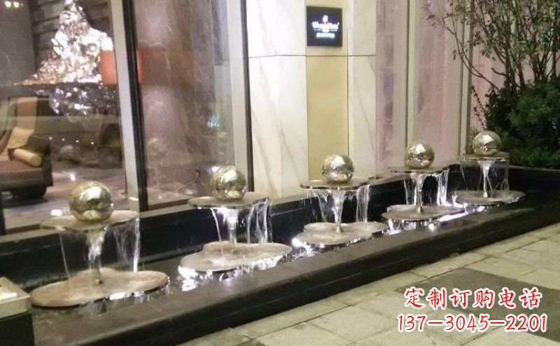 张掖不锈钢小喷泉雕塑美丽之灵