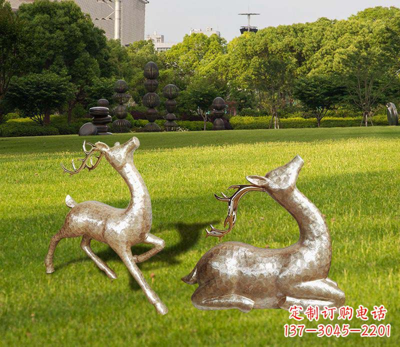 张掖不锈钢麋鹿雕塑彰显艺术精美
