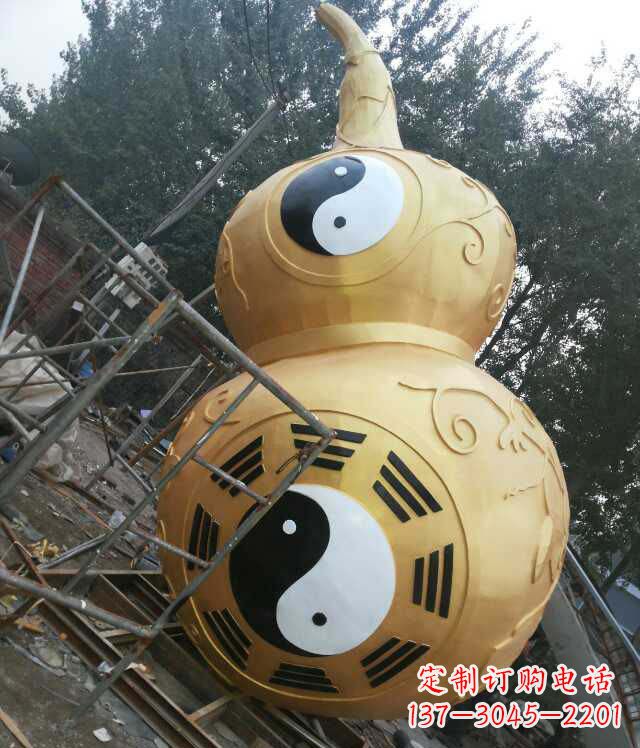 张掖精美不锈钢葫芦雕塑
