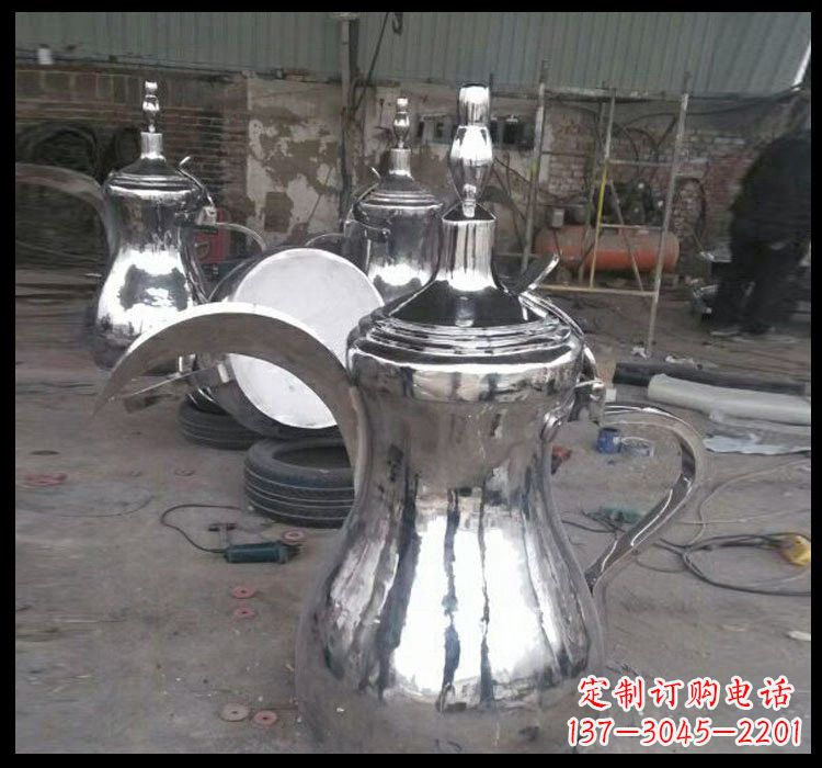 张掖不锈钢酒壶雕塑传承古典艺术
