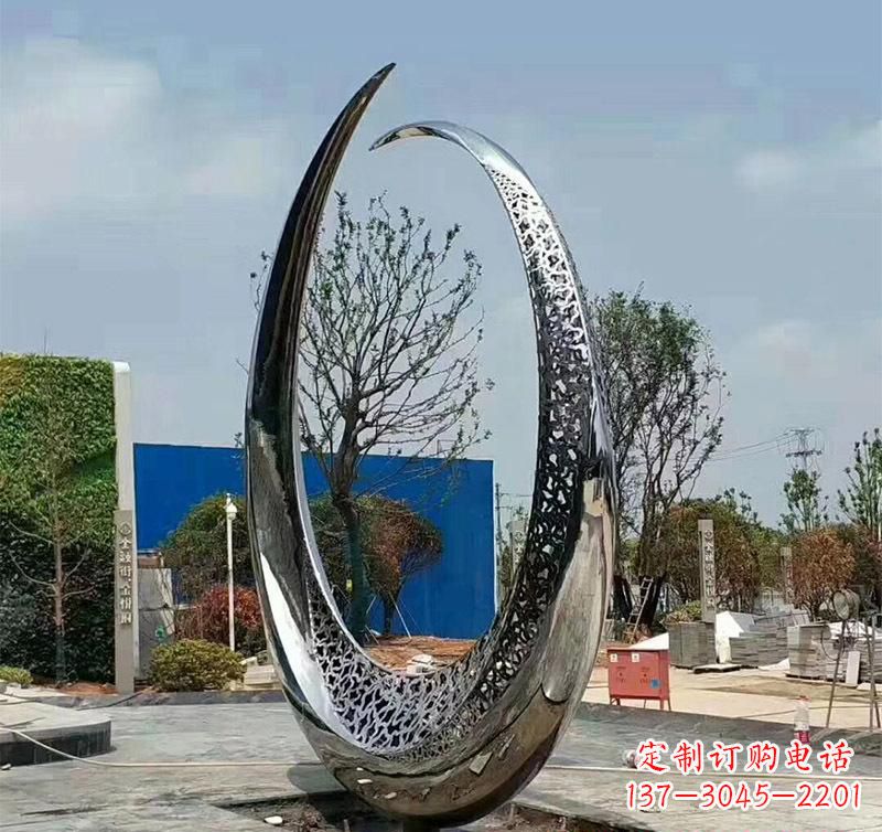 张掖不锈钢圆环雕塑将艺术与实用结合