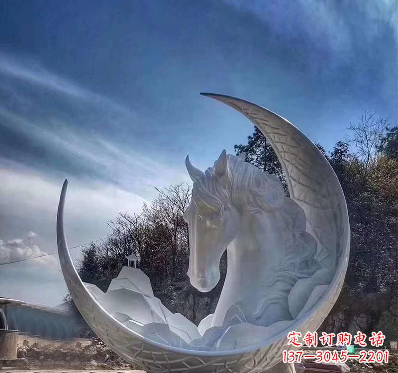 张掖月亮的美丽缠绕——不锈钢月亮马雕塑
