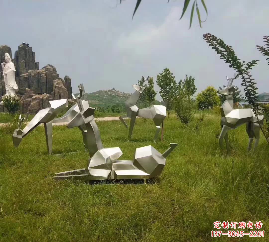 张掖不锈钢锻造的小鹿雕塑