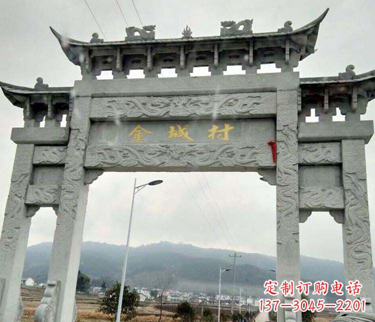 张掖该牌坊雕塑。