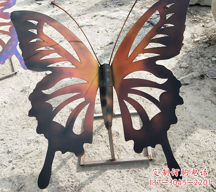 张掖大型不锈钢铁艺蝴蝶雕塑,户外公园园林彩色昆虫摆件