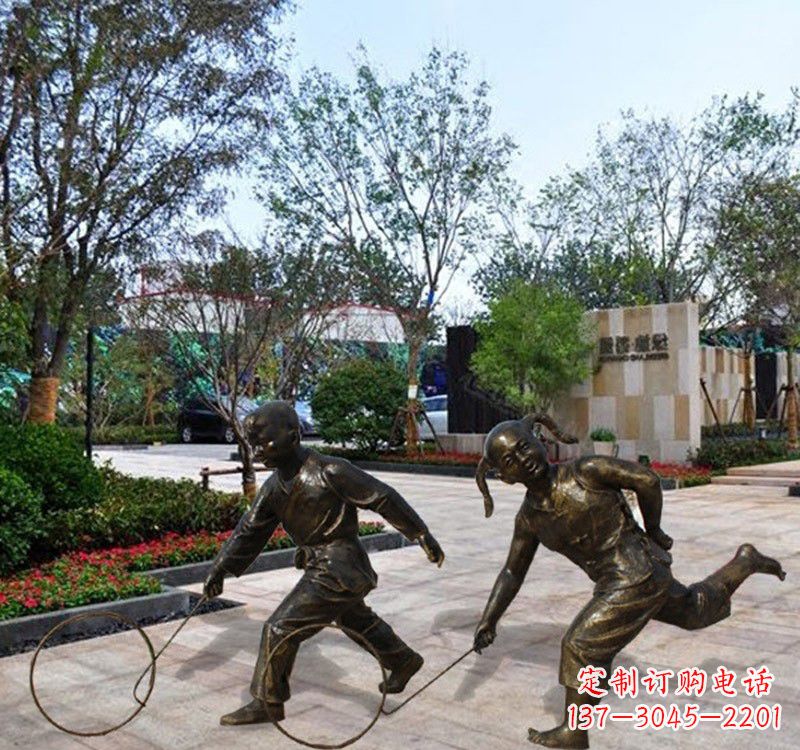 张掖儿童滚铁环铜雕塑