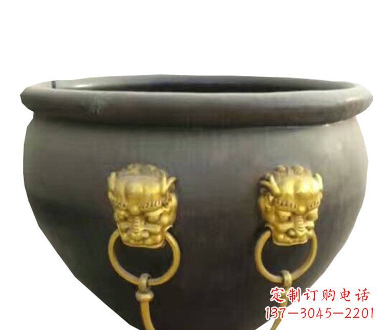 张掖传统工艺鎏金狮子头水缸铜雕塑