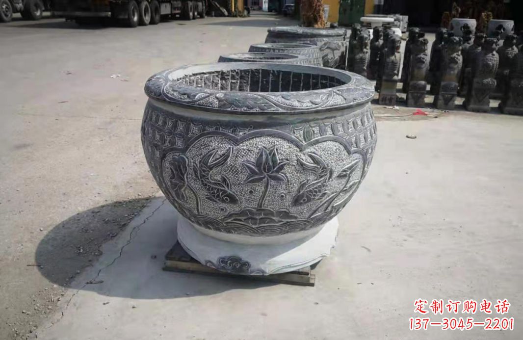 张掖仿古石水缸荷花鲤鱼石雕