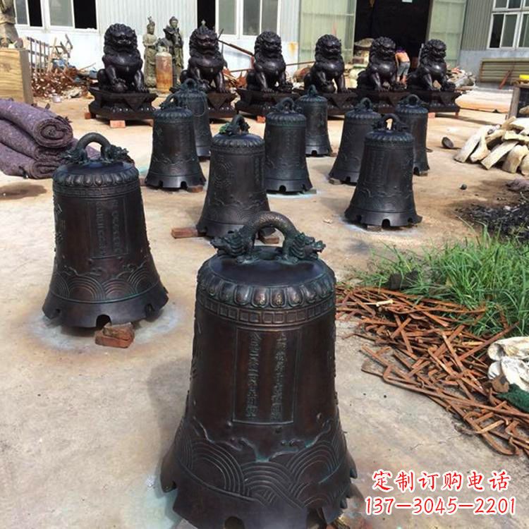 张掖手工精美的铜钟雕塑