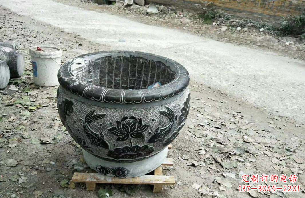 张掖仿古圆形水缸石雕