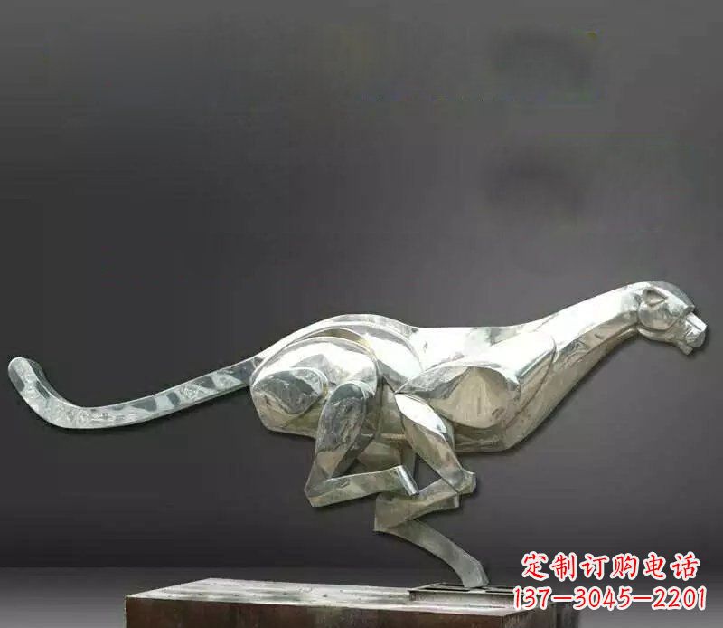 张掖公园不锈钢奔跑的豹子动物雕塑