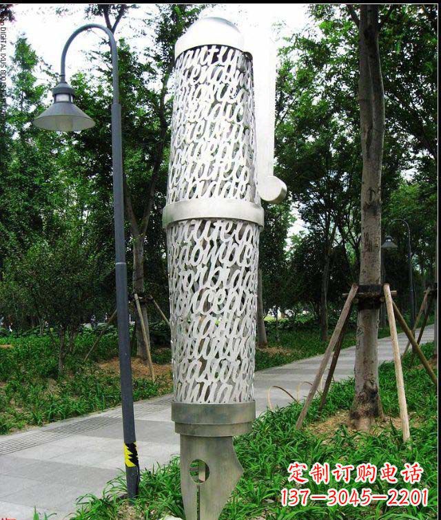 张掖公园和空间绚丽抽象钢笔雕塑