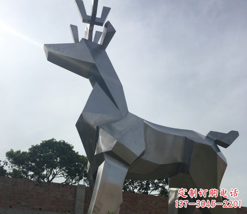 张掖不锈钢几何鹿雕塑