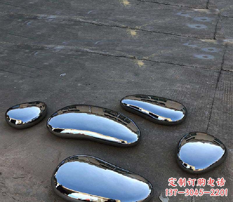 张掖不锈钢水滴景观雕塑美轮美奂,营造自然灵动
