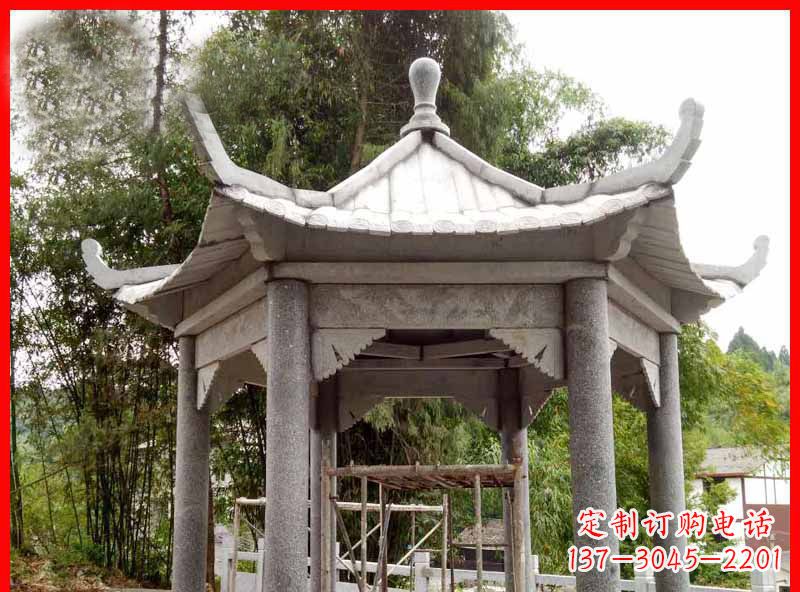 张掖复古公园石凉亭雕塑