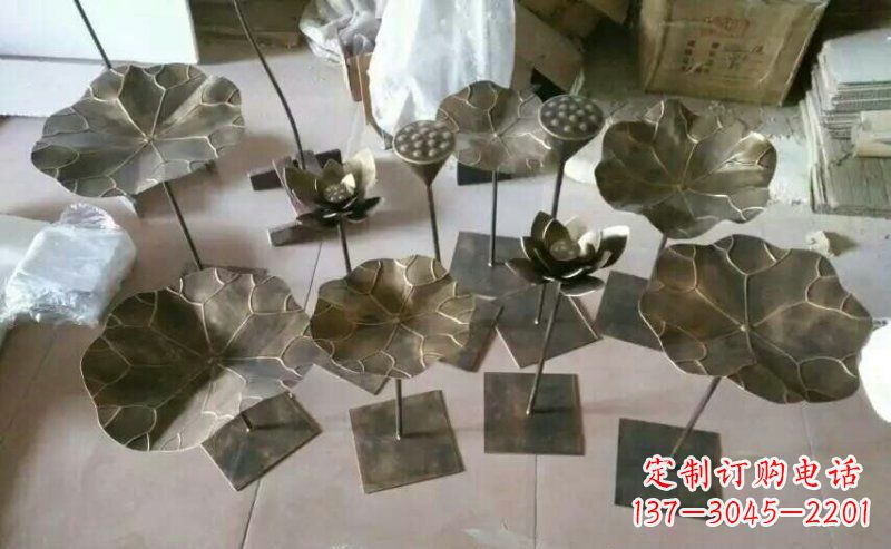张掖精美荷叶锻铜雕塑
