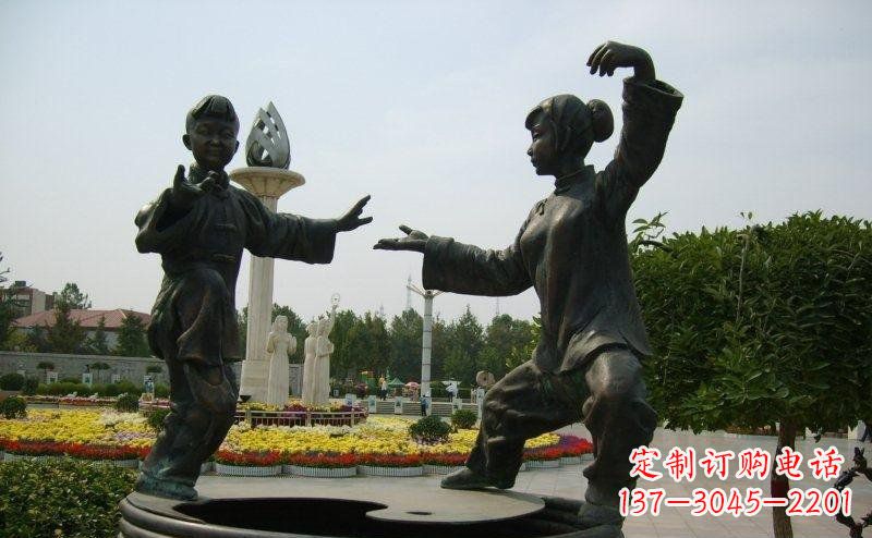 张掖公园练太极拳的人物小品铜雕