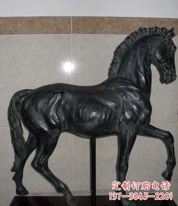 张掖公园马动物景观铜雕
