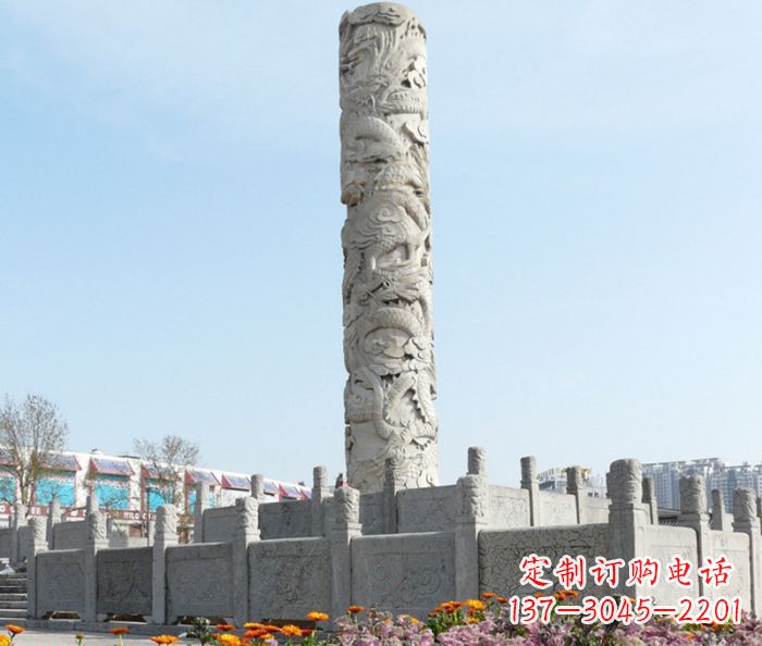 张掖广场景观大理石龙柱石雕,展现神秘传统风采