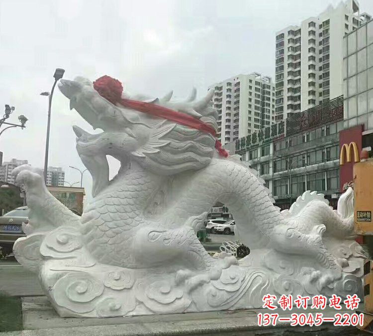 张掖汉白玉神龙雕塑，精致而又具有历史感