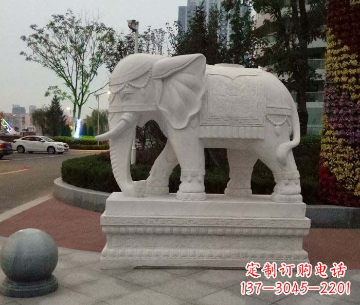张掖高贵优雅的汉白玉大象雕塑
