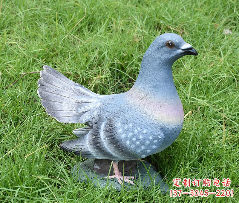 张掖传递和平信息的和平鸽雕塑