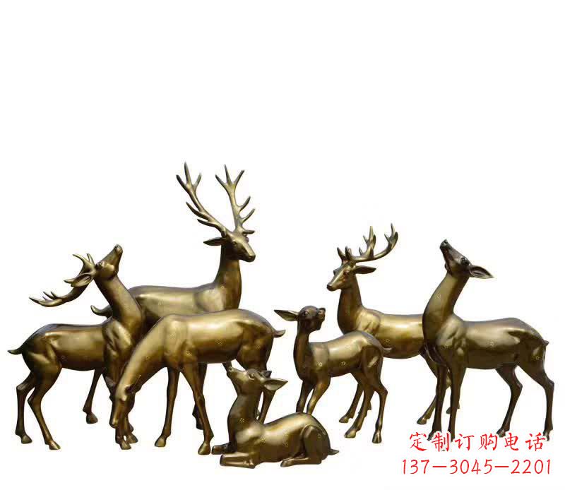 张掖黄铜色鹿群雕塑