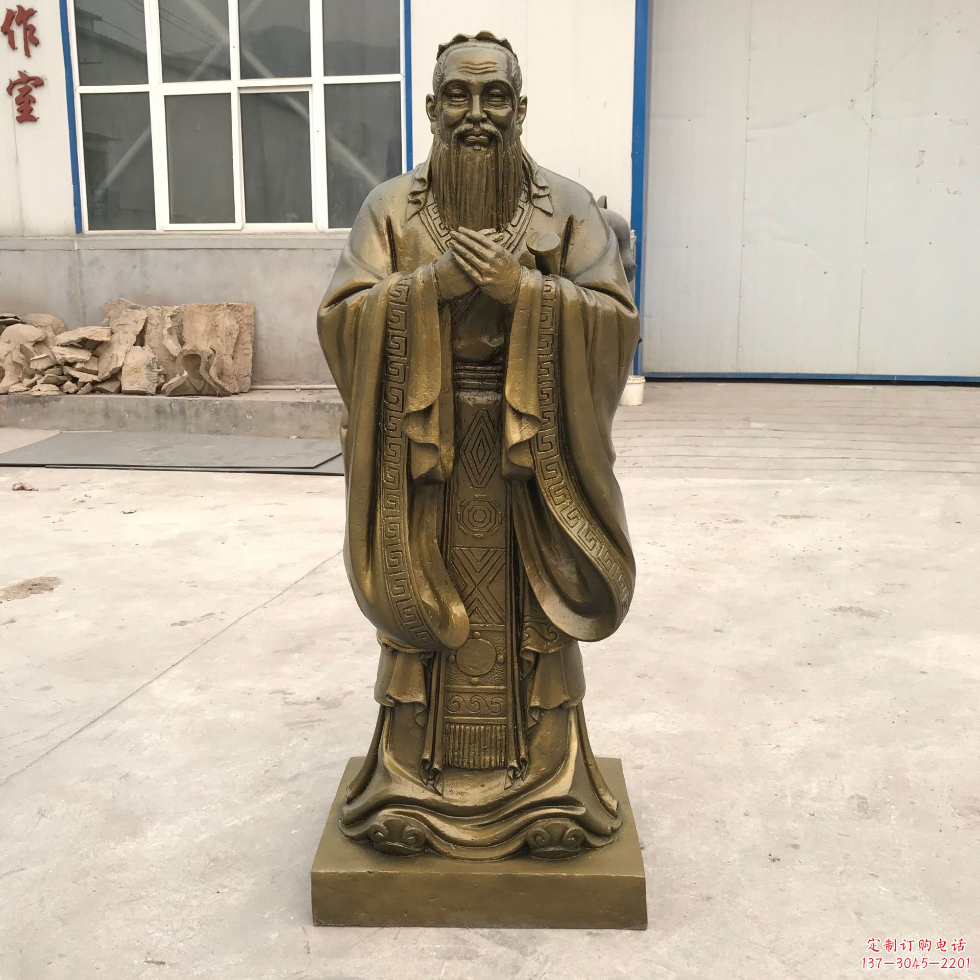 张掖传承传统,领略中国古典文化——孔子青铜雕塑